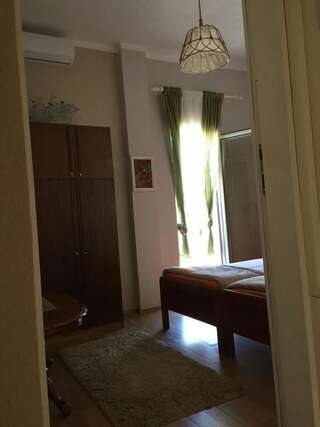 Апартаменты Guest House Virginia Зеленика Апартаменты с 3 спальнями-53